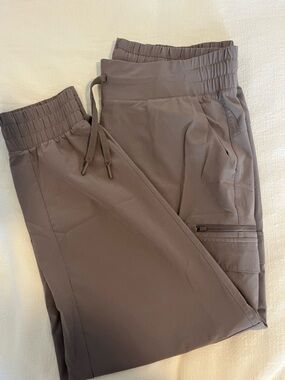All In Motion Women’s Taupe Drawstring Active Pants